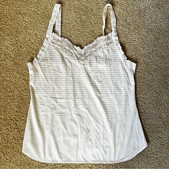 Vanity Fair Other - Vanity Fair Lace Camisole Ivory Size 34 Lingerie‎ Boudoir Top Stripes Vintage